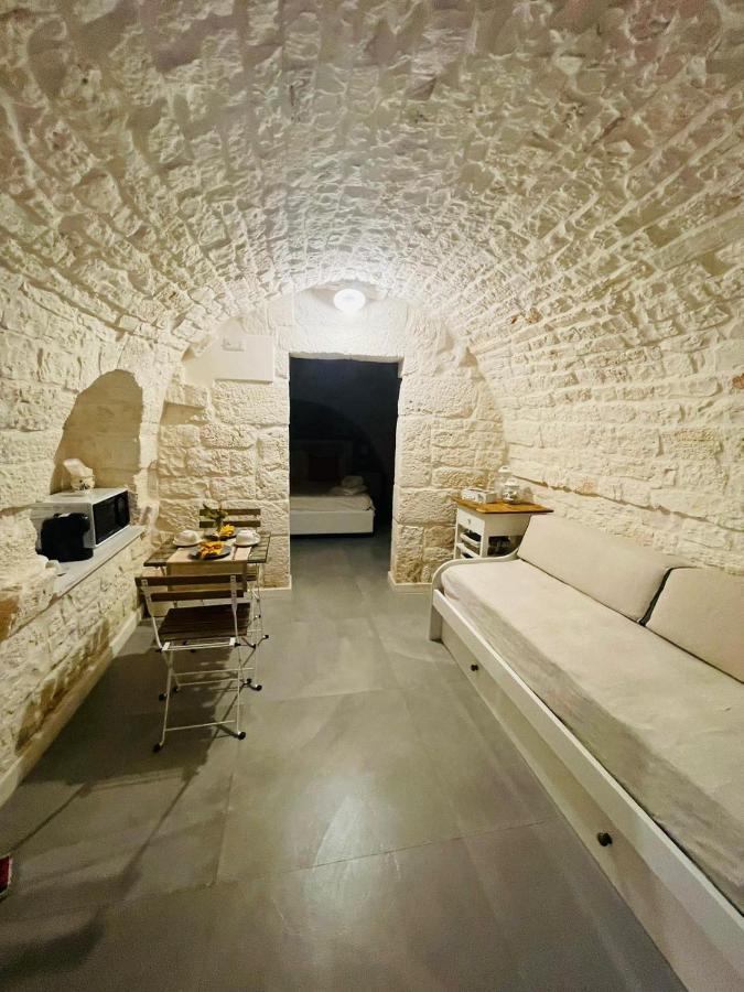 Scardino Trulli Hotel Locorotondo Exterior photo