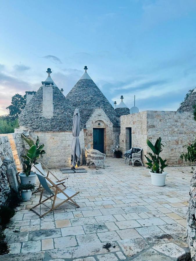 Scardino Trulli Hotel Locorotondo Exterior photo